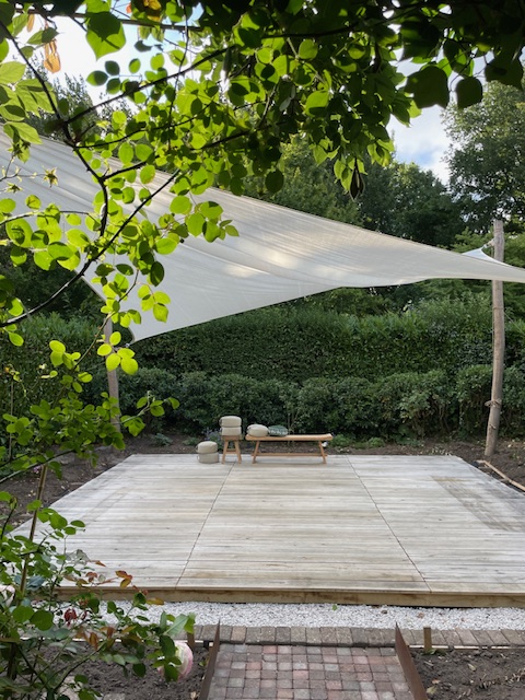 Onze buiten-dojo